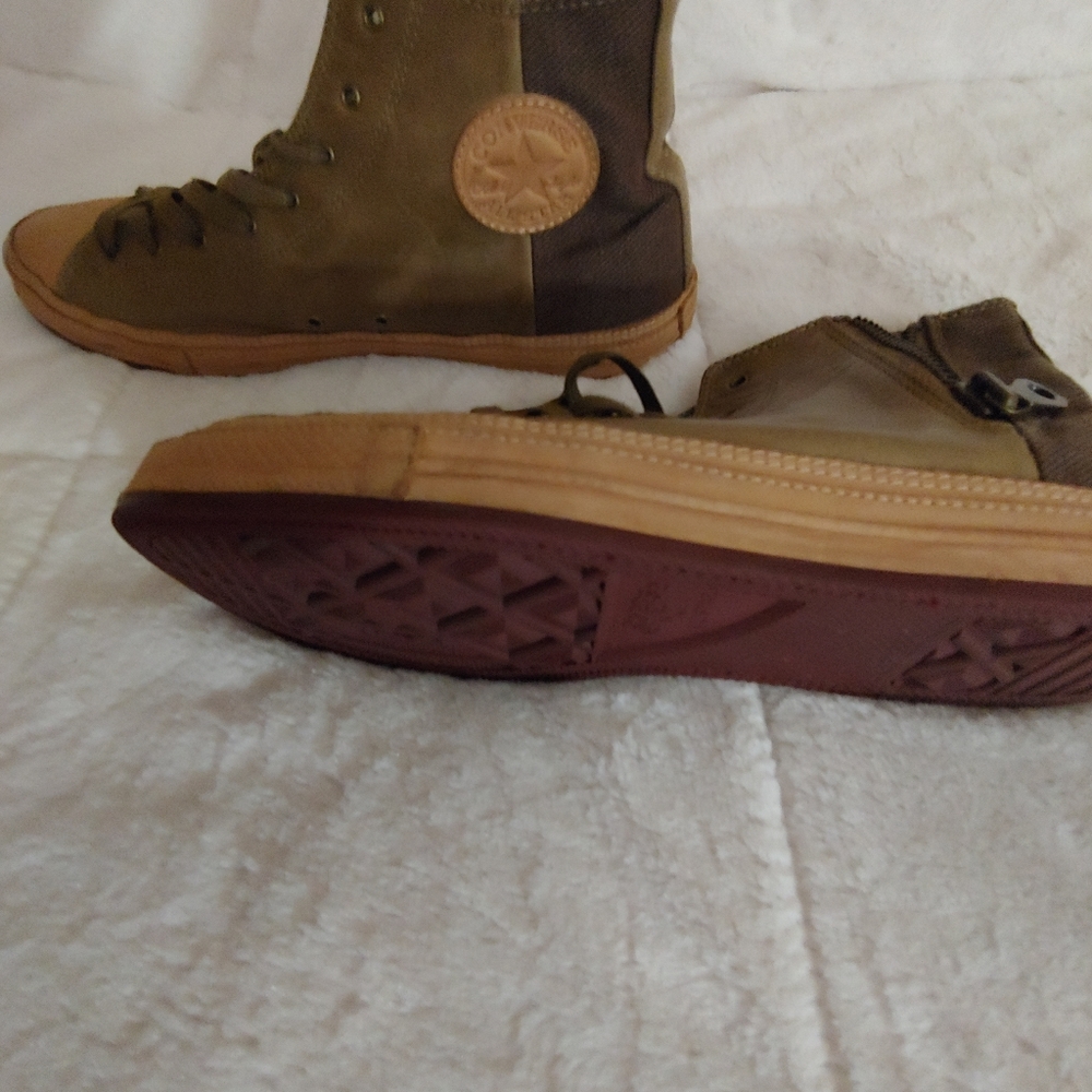 Men's Converse leather sneakers. Size 9.5 - Picture 6 of 16
